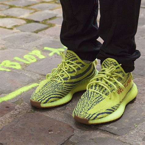 adidas yeezy v2 frozen yellow